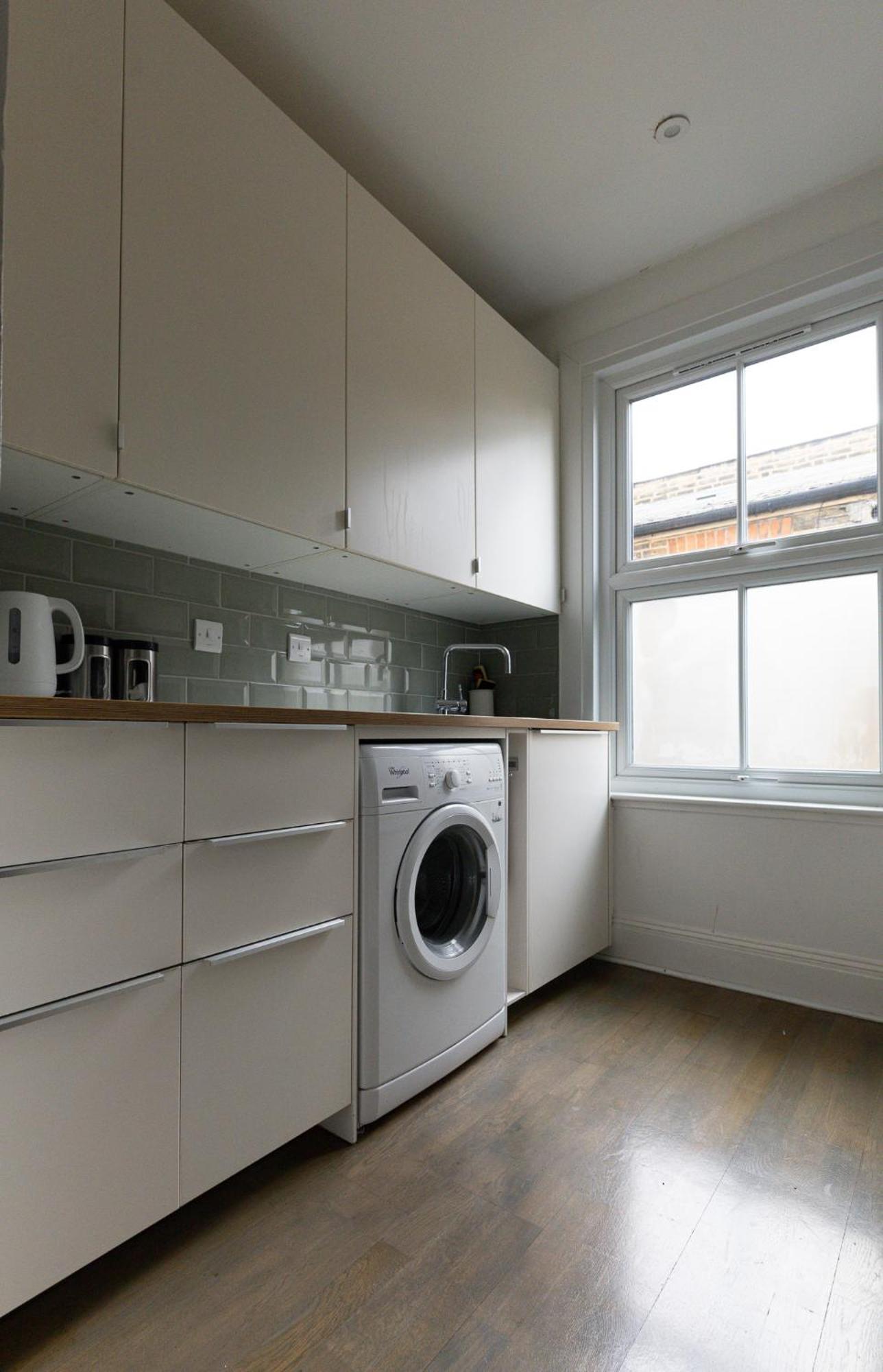 Bright And Stylish 2 Bedroom First Floor Flat Londres Exterior foto